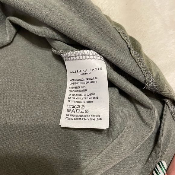 American Eagle Camo “Soft and Sexy” Tee Shirt - Picture 4 of 4